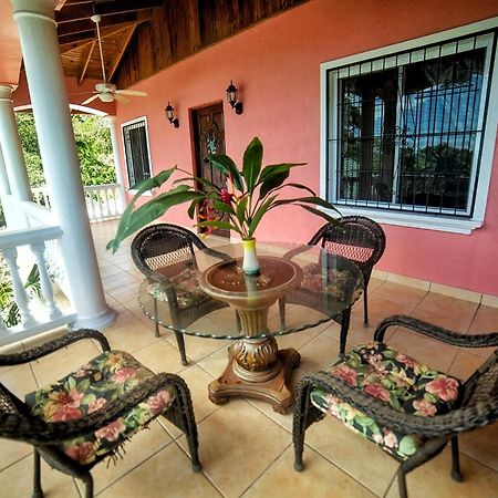 Seaside Inn Roatan West Bay Exterior foto